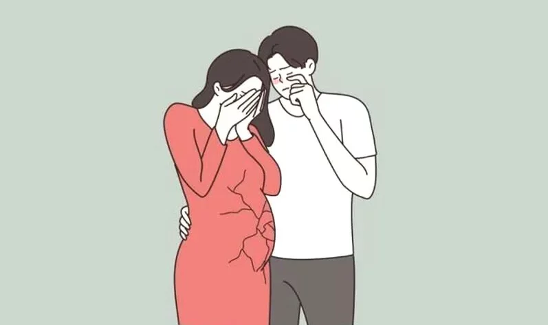 Women and men seen to be sad for miscarriage